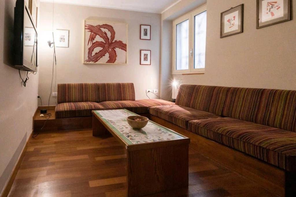 Il Velarium Del Colosseo Apartment โรม ภายนอก รูปภาพ