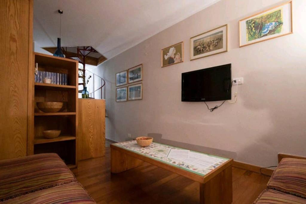 Il Velarium Del Colosseo Apartment โรม ภายนอก รูปภาพ