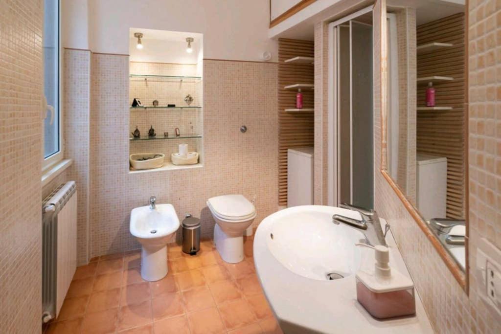 Il Velarium Del Colosseo Apartment โรม ภายนอก รูปภาพ